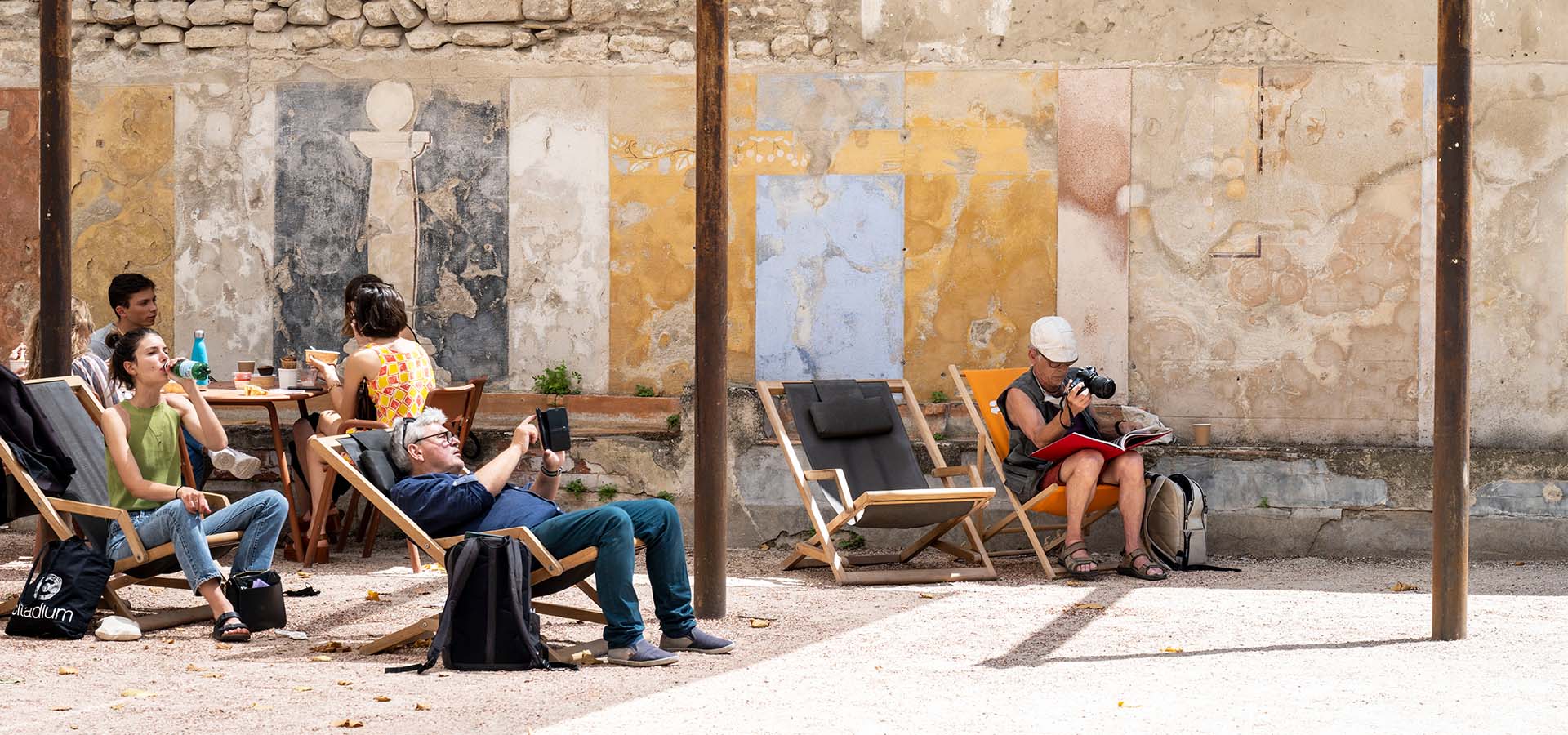 Tectona, l’heure de la pause aux Rencontres d’Arles