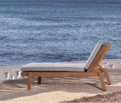 Teak sun lounger