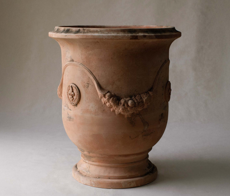 Francese Festonato terracotta pot