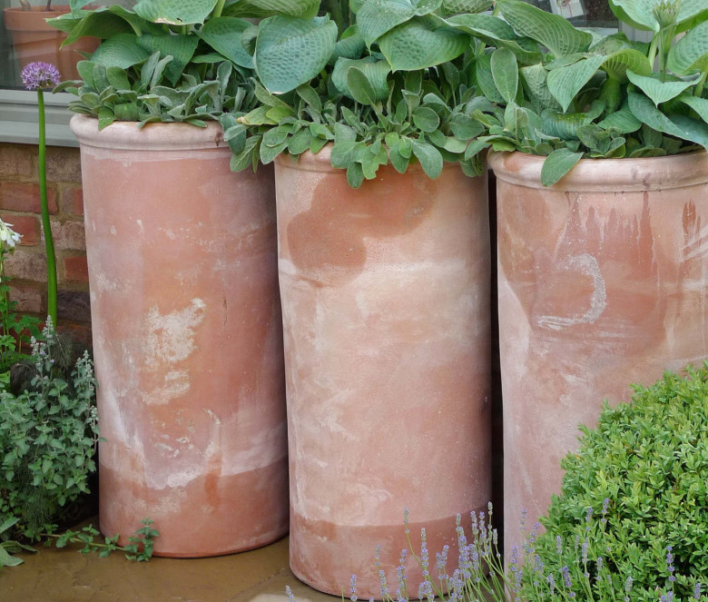 Cilindro Alto terracotta pot