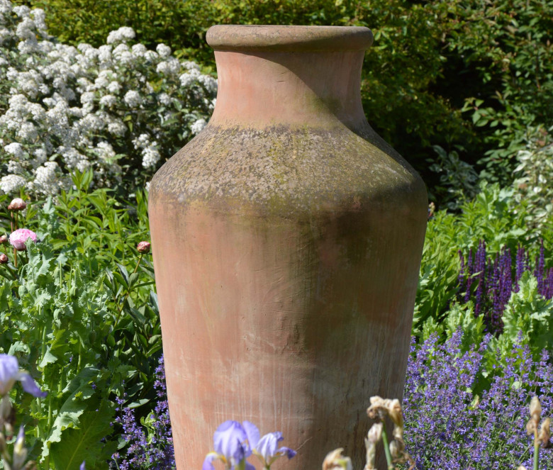 Botiglia terracotta pot