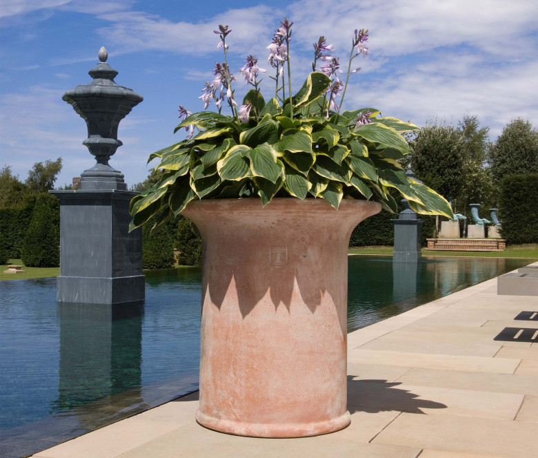 Impero Liscio terracotta pot